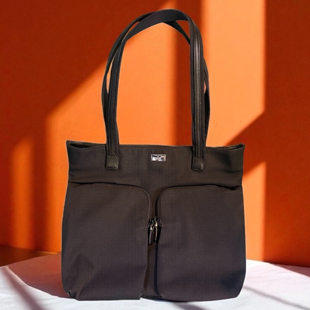 Gucci Black Tote Bag with Front Pockets nylon messenger leather trim handles EC